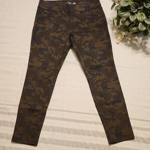 Jordache Brown and Black Camouflage Leggings